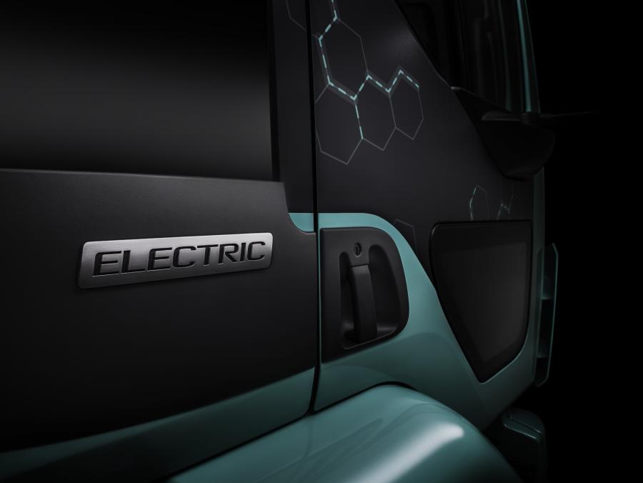 Детали экстерьера Volvo FL electric 2018 года  (фото 11 из 12)